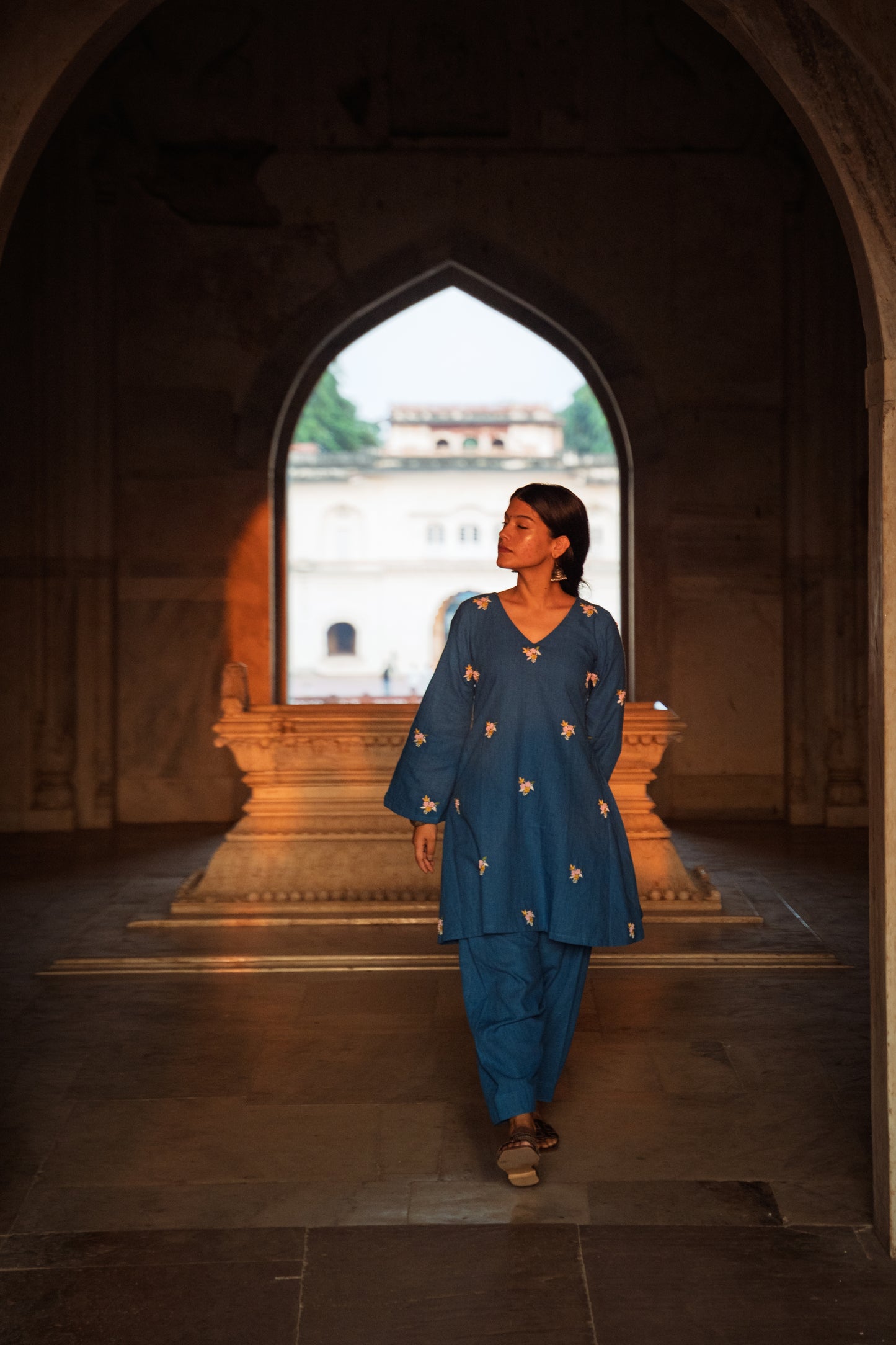 Bahaaraa Salwaar-Kameez