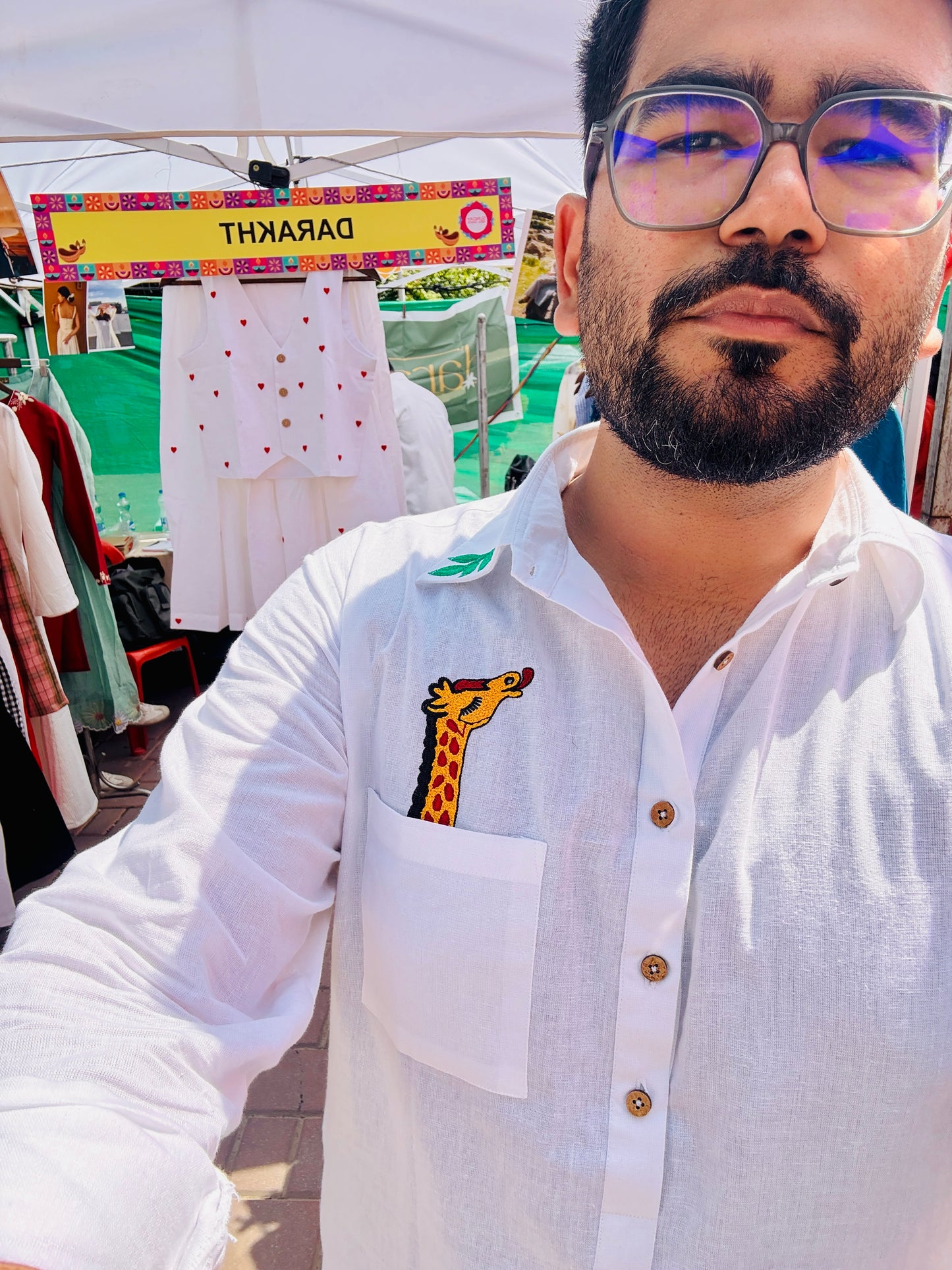 Cute Giraffe Bushirt